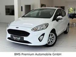 Weiß Gebraucht 2018 Ford Fiesta Cool & Connect Kleinwagen | 7.475 € (Etwas zu teuer)