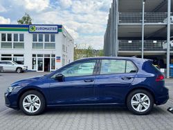 Blau Gebraucht 2021 VW Golf VIII Life Limousine | 18.480 € (Fairer Preis)