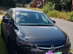 Grau Gebraucht 2013 Opel Astra S Limousine | 6.450 € (Fairer Preis)