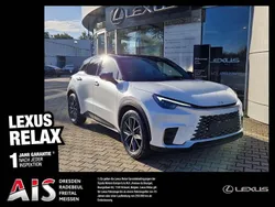 Titaniumweiß / schwarz Neu 2025 Lexus LBX SUV | 32.690 € (Fairer Preis)
