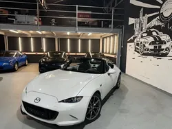 Weiß Gebraucht 2019 Mazda MX5 Sports-Line Cabrio | 25.999 € (Etwas zu teuer)