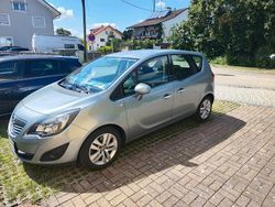 Silber Gebraucht 2011 Opel Meriva Van / Kleinbus | 7.000 € (Fairer Preis)