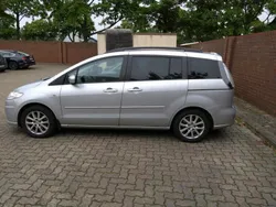 Silber Gebraucht 2010 Mazda 5 Van / Kleinbus | 5.500 € (Etwas zu teuer)