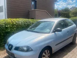 Blau Gebraucht 2003 Seat Ibiza Kleinwagen | 700 € (Guter Preis)