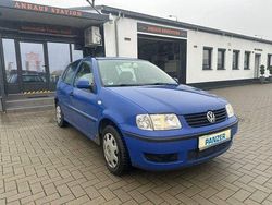 Blau Gebraucht 2000 VW Polo Limousine | 890 € (Fairer Preis)