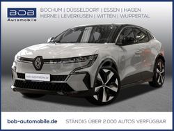 Grau Gebraucht 2023 Renault Mégane Techno Limousine | 30.443 € (Teuer)