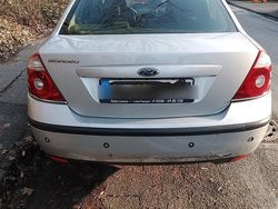 Silber Gebraucht 2006 Ford Mondeo Limousine | 1.590 € (Fairer Preis)