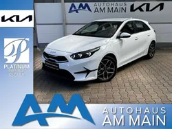 Weiss Gebraucht 2024 Kia Ceed Spirit Limousine | 23.350 € (Guter Preis)