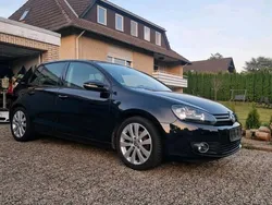 Schwarz Gebraucht 2011 VW Golf VI Team Limousine | 5.300 € (Fairer Preis)