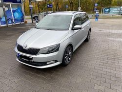 Grau Gebraucht 2017 Skoda Fabia Ambition Kleinwagen | 9.100 € (Fairer Preis)