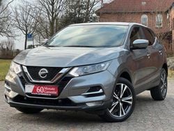 Grau Gebraucht 2020 Nissan Qashqai N-Connecta SUV | 17.999 € (Guter Preis)