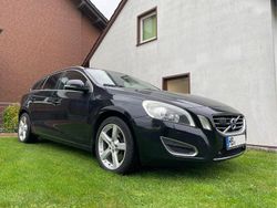 Schwarz Gebraucht 2011 Volvo V60 Kombi | 11.500 € (Etwas zu teuer)