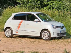 Weiß Gebraucht 2020 Renault Twingo Vibes Kleinwagen | 8.500 € (Guter Preis)