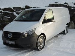 Weiß Gebraucht 2022 Mercedes e-Vito Van / Kleinbus | 33.990 €