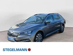 Graphitegrau metallic Gebraucht 2022 Skoda Superb Ambition Kombi | 27.390 € (Teuer)
