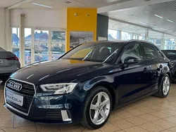Blau Gebraucht 2017 Audi A3 Sport Limousine | 12.950 € (Fairer Preis)