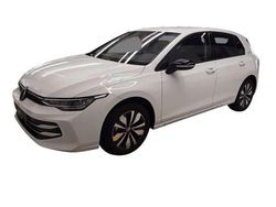 Pure white Gebraucht 2024 VW Golf VIII Goal Limousine | 27.900 € (Guter Preis)