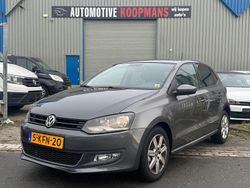 Grau Gebraucht 2013 VW Polo Highline Limousine | 3.650 € (Superpreis)