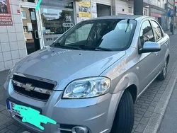 Grau Gebraucht 2011 Chevrolet Aveo Limousine | 1.800 €