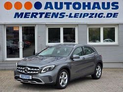 Grau Gebraucht 2019 Mercedes GLA180 Urban SUV | 22.990 € (Etwas zu teuer)