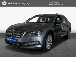 Grau Gebraucht 2024 Skoda Superb Style Kombi | 34.890 € (Guter Preis)
