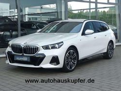 Mineralweiã Gebraucht 2024 BMW 520 Performance Kombi | 49.400 € (Guter Preis)