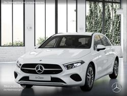 Weiß Gebraucht 2024 Mercedes A200 Progressive Limousine | 28.490 € (Fairer Preis)