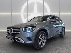 Grau Gebraucht 2021 Mercedes GLC300e Business SUV | 32.990 € (Guter Preis)