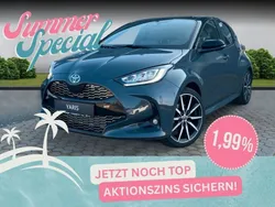 Grau Neu 2025 Toyota Yaris Hybrid Premium Limousine | 33.990 € (Fairer Preis)