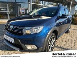 Kosmoblaumetallic (blau) Gebraucht 2018 Dacia Sandero Celebration SUV | 9.290 € (Fairer Preis)
