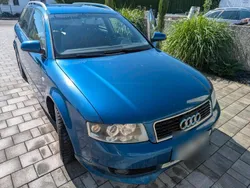 Blau Gebraucht 2004 Audi A4 Kombi | 2.700 € (Fairer Preis)