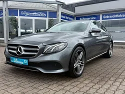 Grau Gebraucht 2017 Mercedes E200 Limousine | 22.990 € (Fairer Preis)