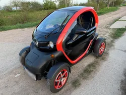 Rot Gebraucht 2016 Renault Twizy Kleinwagen | 5.500 €