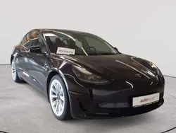 Solid black Gebraucht 2022 Tesla Model 3 RWD Limousine | 23.290 € (Guter Preis)