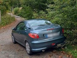 Grau Gebraucht 2006 Peugeot 206 CC Cabrio | 750 € (Fairer Preis)