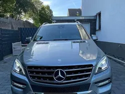 Grau Gebraucht 2012 Mercedes ML350 SUV | 16.800 € (Guter Preis)