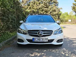 Weiß Gebraucht 2016 Mercedes E300 Kombi | 12.000 €