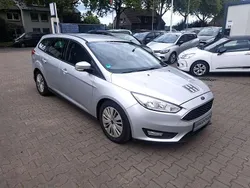 Silber Gebraucht 2016 Ford Focus Kombi | 4.950 € (Fairer Preis)