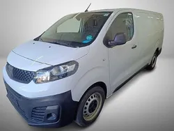 Weiß Gebraucht 2024 Fiat Scudo Connect Van / Kleinbus | 25.999 € (Fairer Preis)