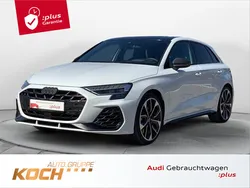 Gletscherweiß metallic Gebraucht 2024 Audi S3 Ambiente Limousine | 54.590 €