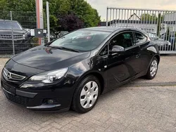 Schwarz Gebraucht 2012 Opel Astra GTC Edition Coupé | 5.450 € (Etwas zu teuer)