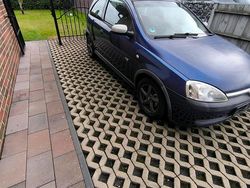 Blau Gebraucht 2002 Opel Corsa Kleinwagen | 1.150 € (Fairer Preis)