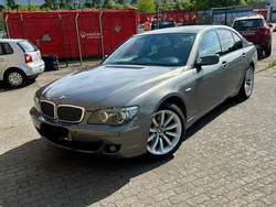 Grau Gebraucht 2006 BMW 730 Limousine | 6.500 €
