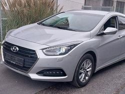 Silber Gebraucht 2015 Hyundai i40 Style Kombi | 5.799 € (Guter Preis)