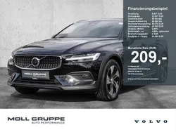 Black solid ´stone´ / solid Gebraucht 2023 Volvo V60 CC Plus Kombi | 36.940 € (Superpreis)