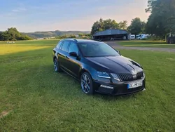 Schwarz Gebraucht 2017 Skoda Octavia RS Kombi | 21.000 € (Etwas zu teuer)