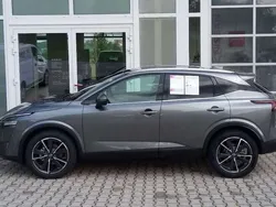 Dark grey metallic Gebraucht 2024 Nissan Qashqai Tekna SUV | 38.290 € (Teuer)