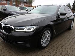 Schwarz Gebraucht 2021 BMW 530e Sport Line Kombi | 31.990 € (Etwas zu teuer)