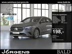Metalliclack mountaingrau Gebraucht 2020 Mercedes B180 Progressive Van / Kleinbus | 19.780 € (Superpreis)