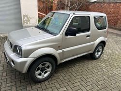 Grau Gebraucht 2004 Suzuki Jimny Ranger SUV | 8.490 € (Fairer Preis)
